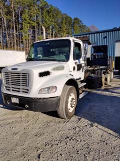 Freightliner M2 Cab & Chassis Truck