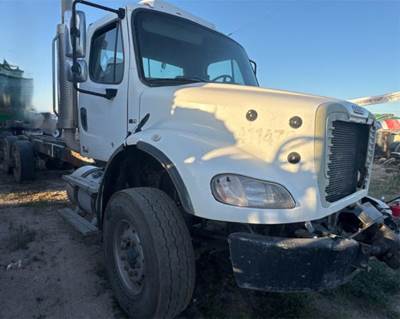 Freightliner M2 Cab & Chassis Truck