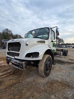 Freightliner M2112 CNG Cab & Chassis Truck