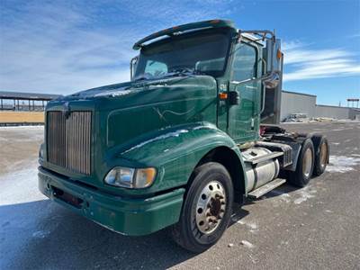 International 9200i Cab & Chassis Truck