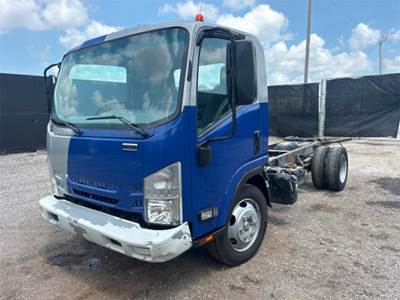 Isuzu NRR Cab & Chassis Truck