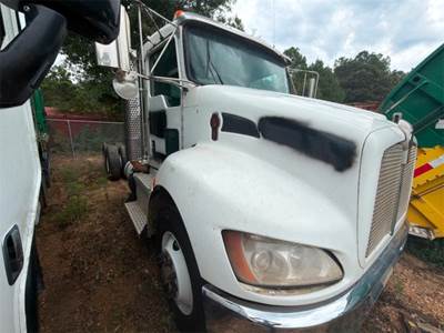 Kenworth T370 Cab & Chassis Truck
