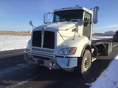 Kenworth T400 CNG Cab & Chassis Truck