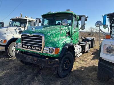 Mack Granite Cab & Chassis Truck