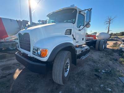 Mack Granite 64B Cab & Chassis Truck
