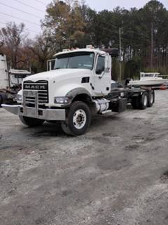 Mack Granite CT713 Cab & Chassis Truck
