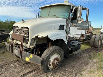 Mack Granite CV712 Cab & Chassis Truck