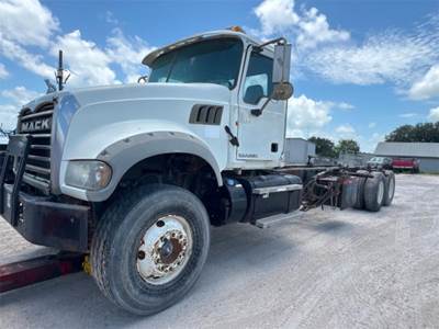 Mack Granite GU713 Cab & Chassis Truck