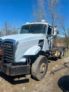 Mack Granite GU813 Cab & Chassis Truck
