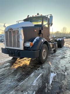 Peterbilt 365 Cab & Chassis Truck