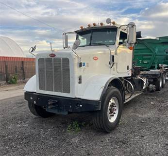Peterbilt 365 Cab & Chassis Truck