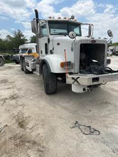 Peterbilt 365 Cab & Chassis Truck