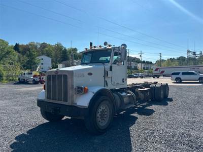 Peterbilt 365 Cab & Chassis Truck