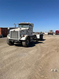 Peterbilt 365 6X4 Cab & Chassis Truck