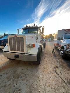 Peterbilt 365 Cab & Chassis Truck