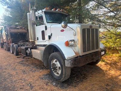 Peterbilt 365 Cab & Chassis Truck