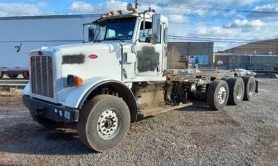 Peterbilt 365 CNG Cab & Chassis Truck