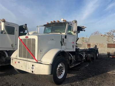 Peterbilt 365 CNG Cab & Chassis Truck