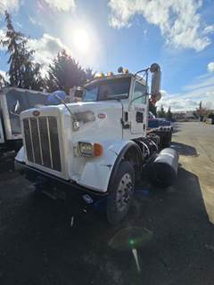Peterbilt 365 CNG Cab & Chassis Truck