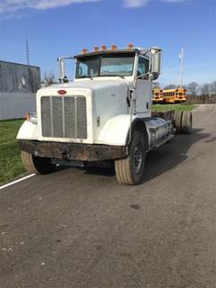 Peterbilt 365 CNG Cab & Chassis Truck