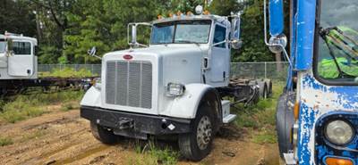 Peterbilt 365 CNG Cab & Chassis Truck