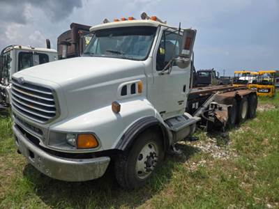 Sterling A9500 Cab & Chassis Truck