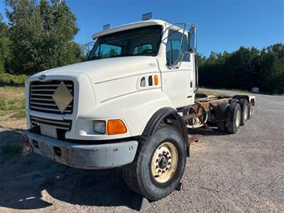 Sterling L8500 Cab & Chassis Truck