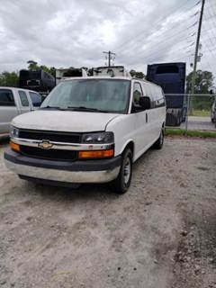 Chevrolet Express 3500 Cargo Van