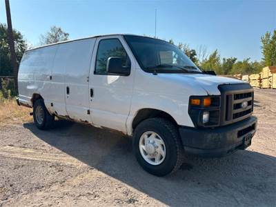 Ford E350 EXTENDED CARGO Cargo Van