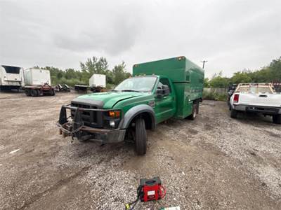 Ford F-550 Chipper Truck