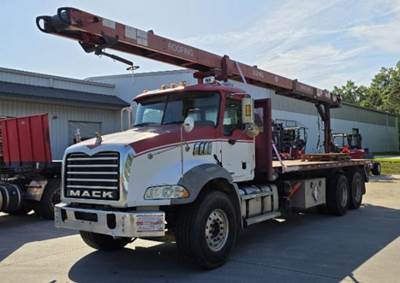 Mack Granite GU813 Conveyor Truck