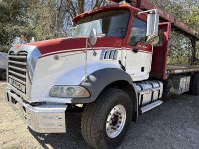 Mack Granite GU813 Conveyor Truck
