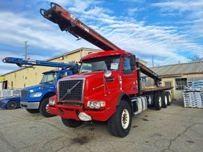 Volvo VHD Conveyor Truck