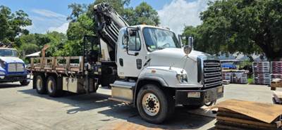 Freightliner 114SD Crane Truck