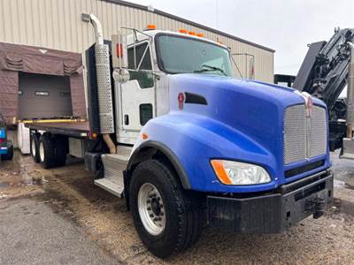 Kenworth T440 Crane Truck