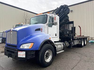 Kenworth T440 Crane Truck