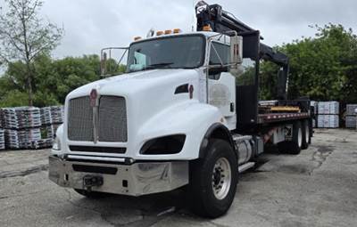 Kenworth T440 Crane Truck