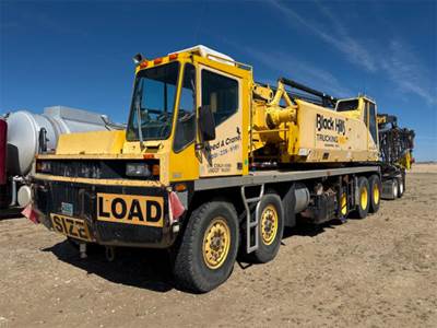 Link-Belt Crane Truck