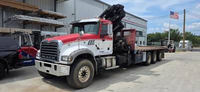 Mack Granite GU713 Crane Truck