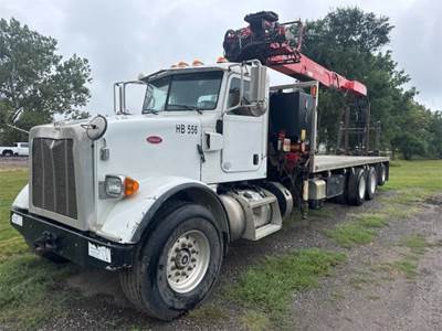 Peterbilt 365 Crane Truck