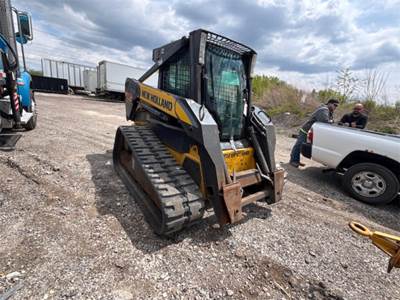 New Holland C190 Crawler Loader