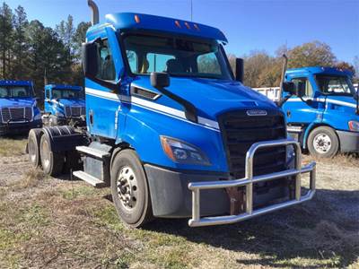 Freightliner CASCADIA 116 6X4 Day Cab Truck