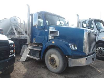 Freightliner Coronado 122 SD Day Cab Truck