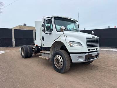 Freightliner M2 Day Cab Truck