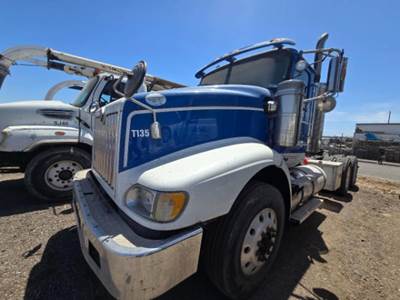 International 5900 Day Cab Truck