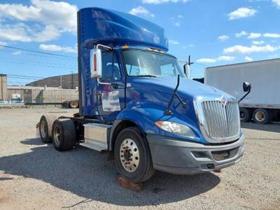 International ProStar Day Cab Truck