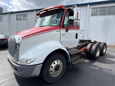 International TranStar 8600 Day Cab Truck