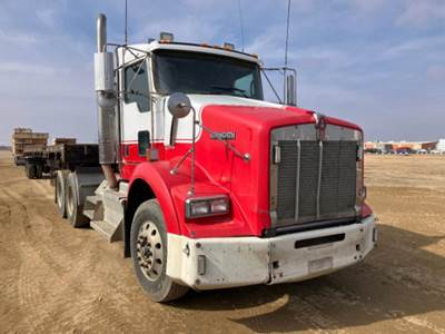 Kenworth T800 Day Cab Truck