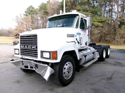 Mack CH613 Day Cab Truck