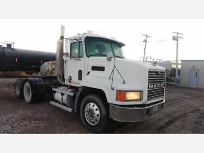 Mack CH613 Day Cab Truck